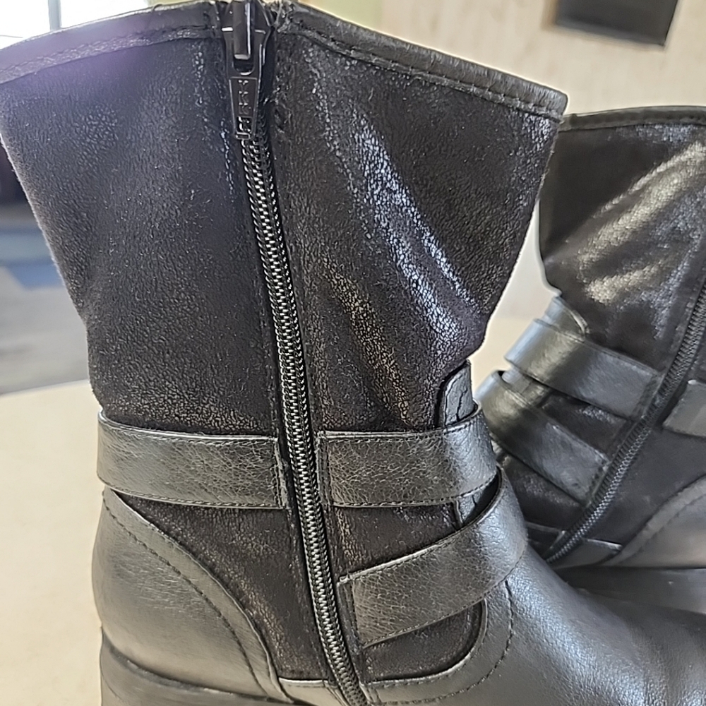 BearTraps Women's Winter Hailie Black Leather Boot Buckle Size 6.5 - Picture 8 of 10